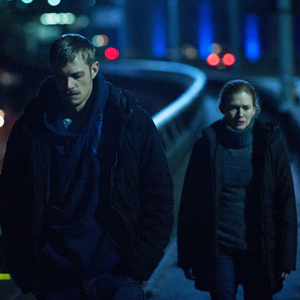 Mireille Enos, Joel Kinnaman, The Killing Mireille Enos, Joel Kinnaman, The Killing